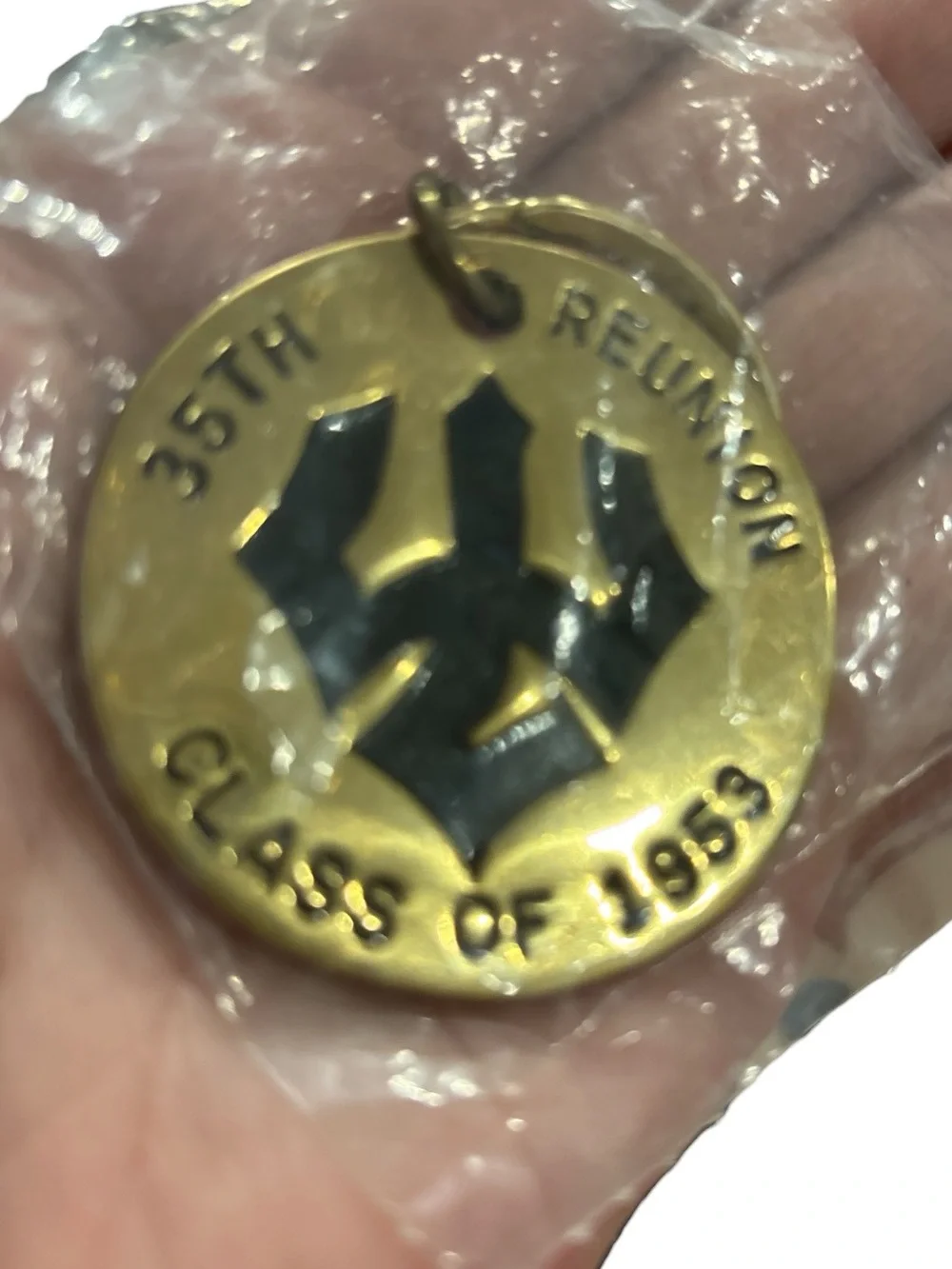 NEW IN PACKAGE Vintage Brass 35th Washington & Lee University Reunion Keychain